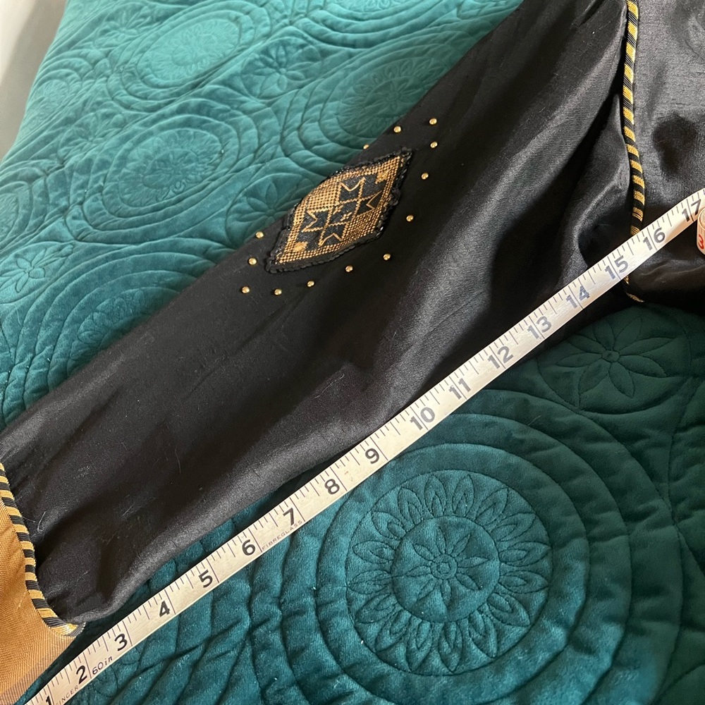 Vintage embroidered jacket. - Picture 4 of 7